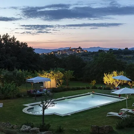 Il Daino Bianco Country House 20 Pax * Montemerano